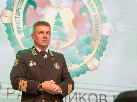 Директор 3